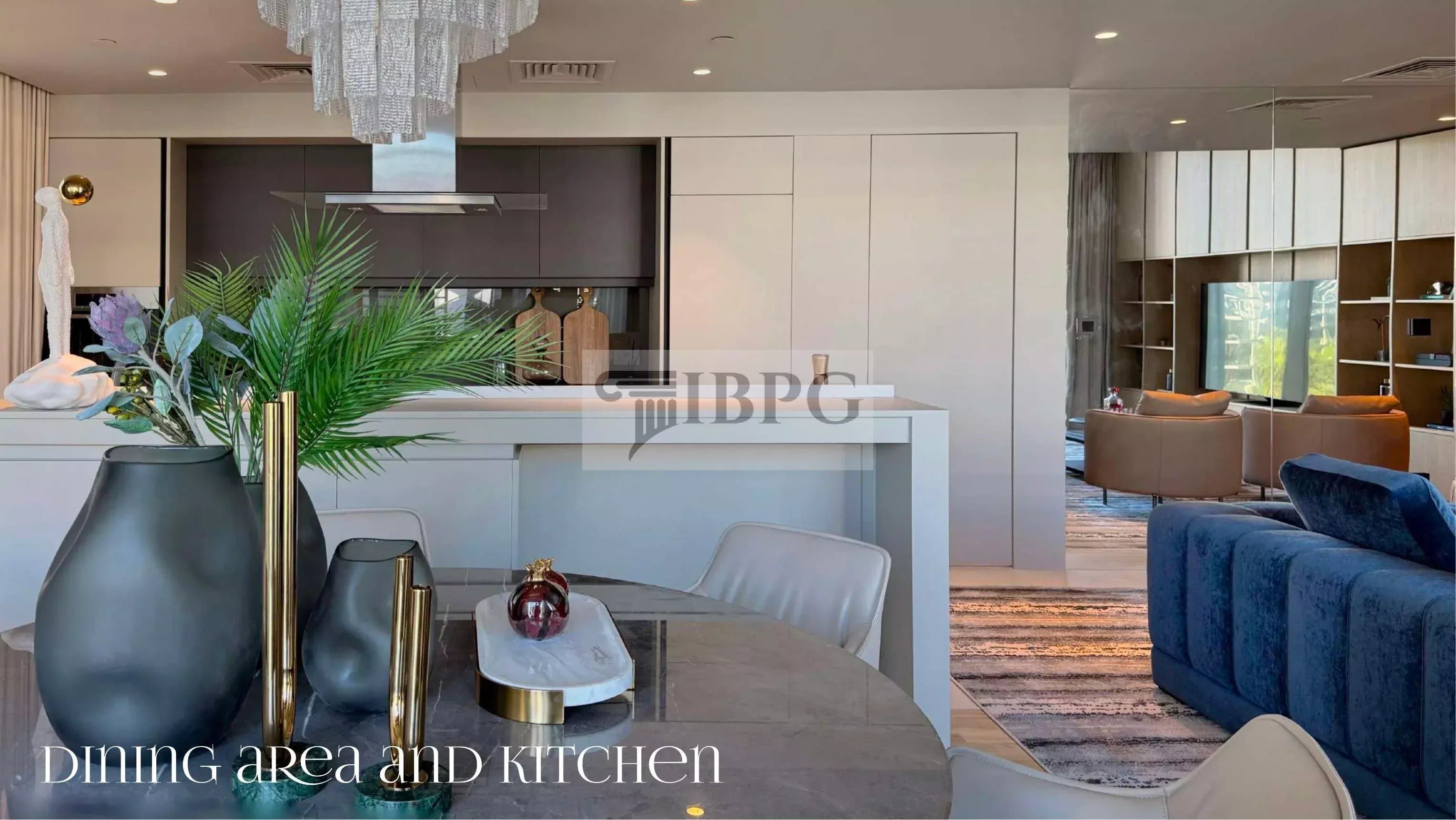 Luxurious 2-Bedroom Apartment in Vibrant Dubai 5