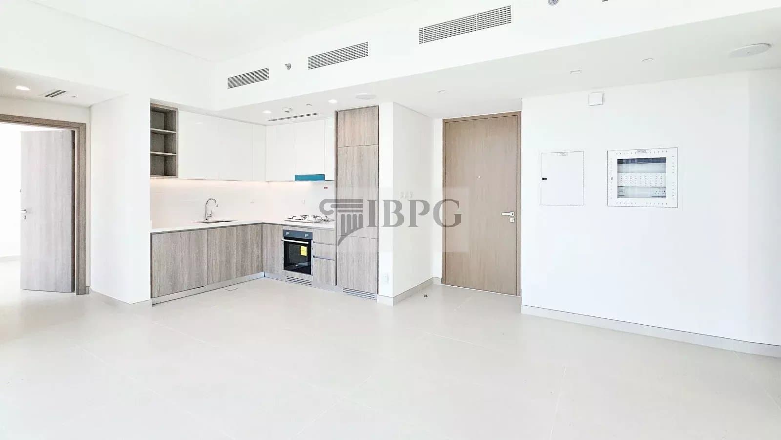 2 Bedroom | Prime Marina Location | Sunset Views