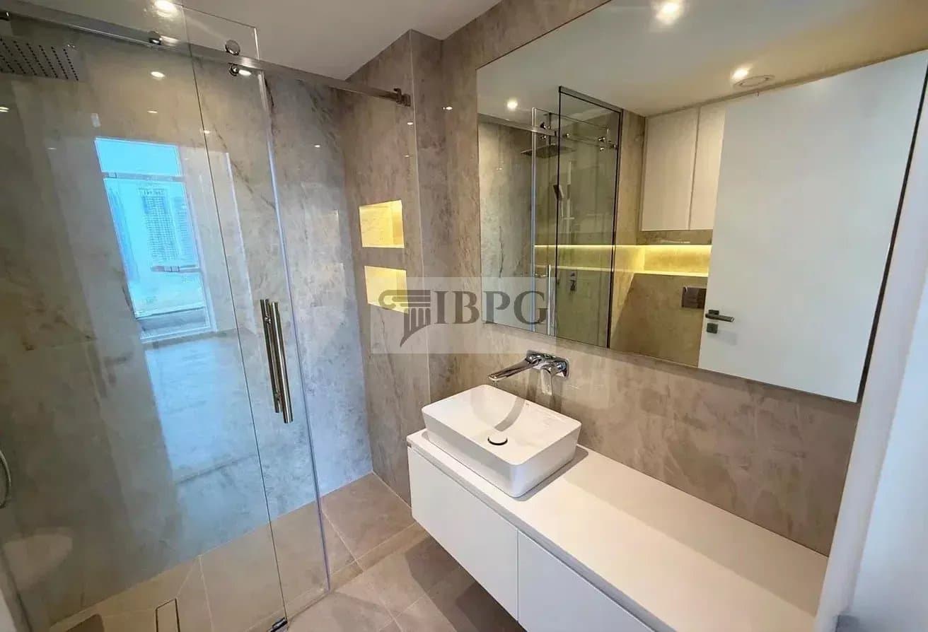 Marina View | Fully Upgraded | Near the Beach 3