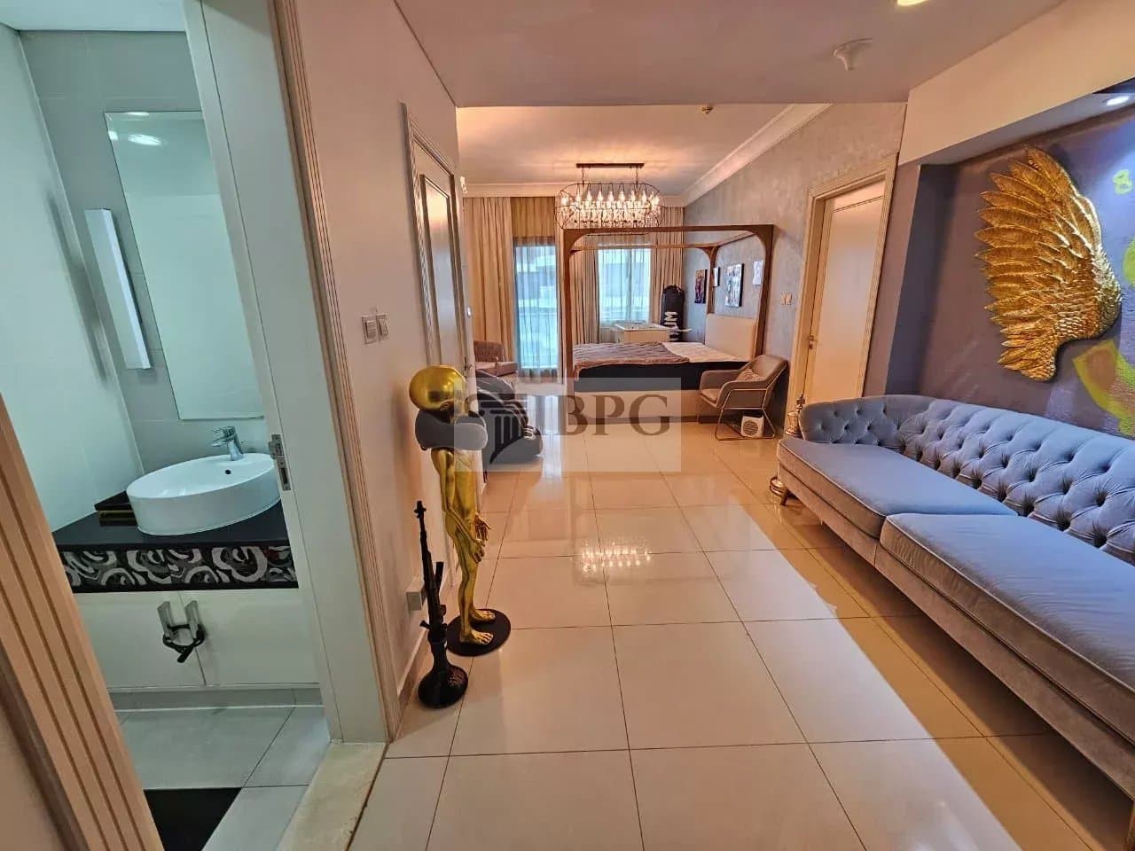 Luxury 1BR Apartment in Downtown Dubai | Ready to Move In