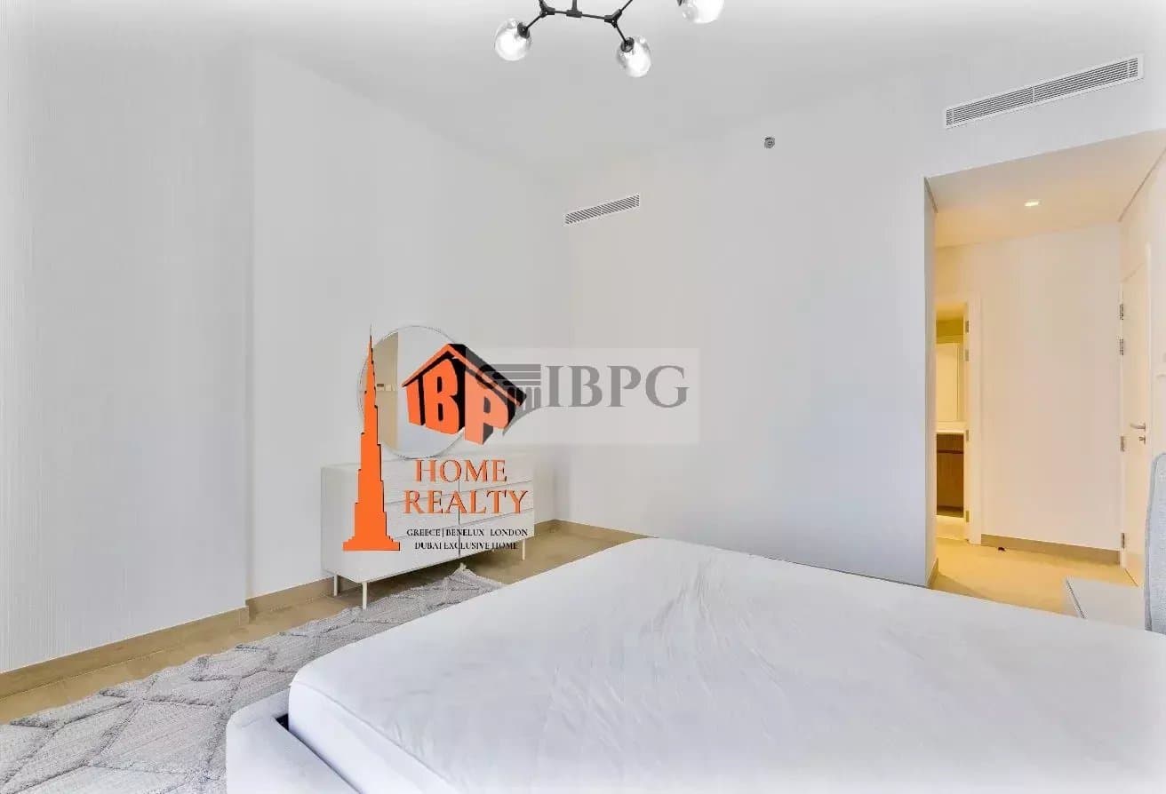 Modern 2BR Apartment | 1,212 sq.ft. in La Rive, Port de La Mer 3