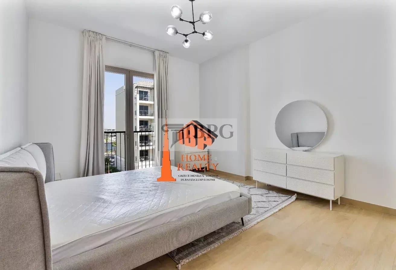 Modern 2BR Apartment | 1,212 sq.ft. in La Rive, Port de La Mer 5