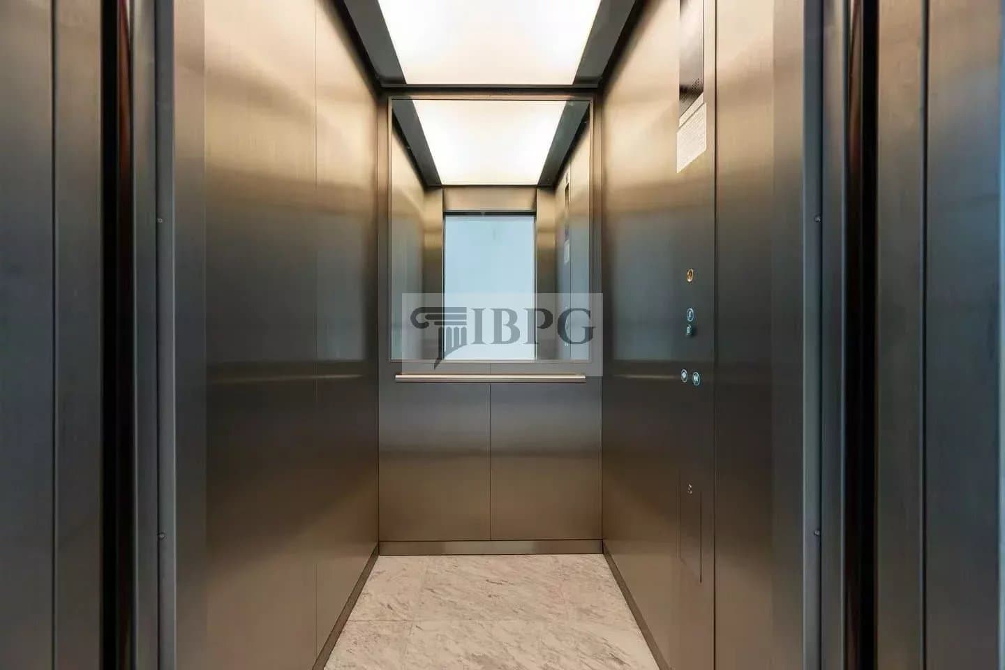 5-Bedroom Villa, MBR District 1, 5