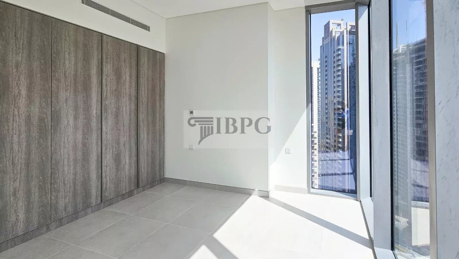 2 Bedroom | Prime Marina Location | Sunset Views 5