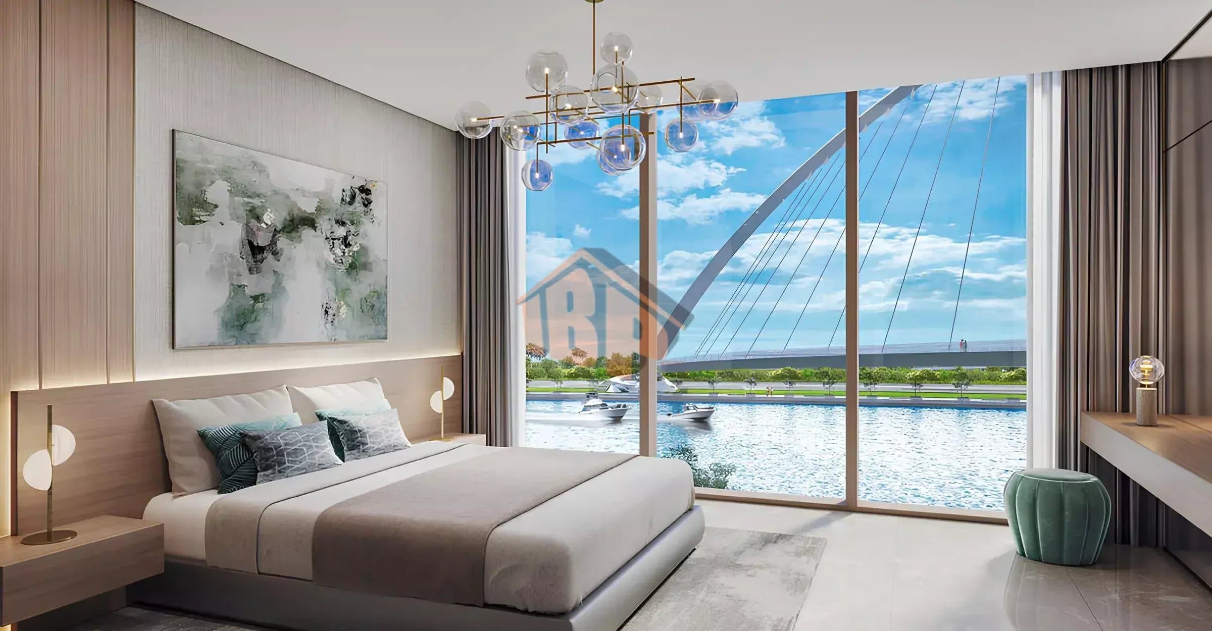 Elegant Waterfront Living in the Heart of the City 3