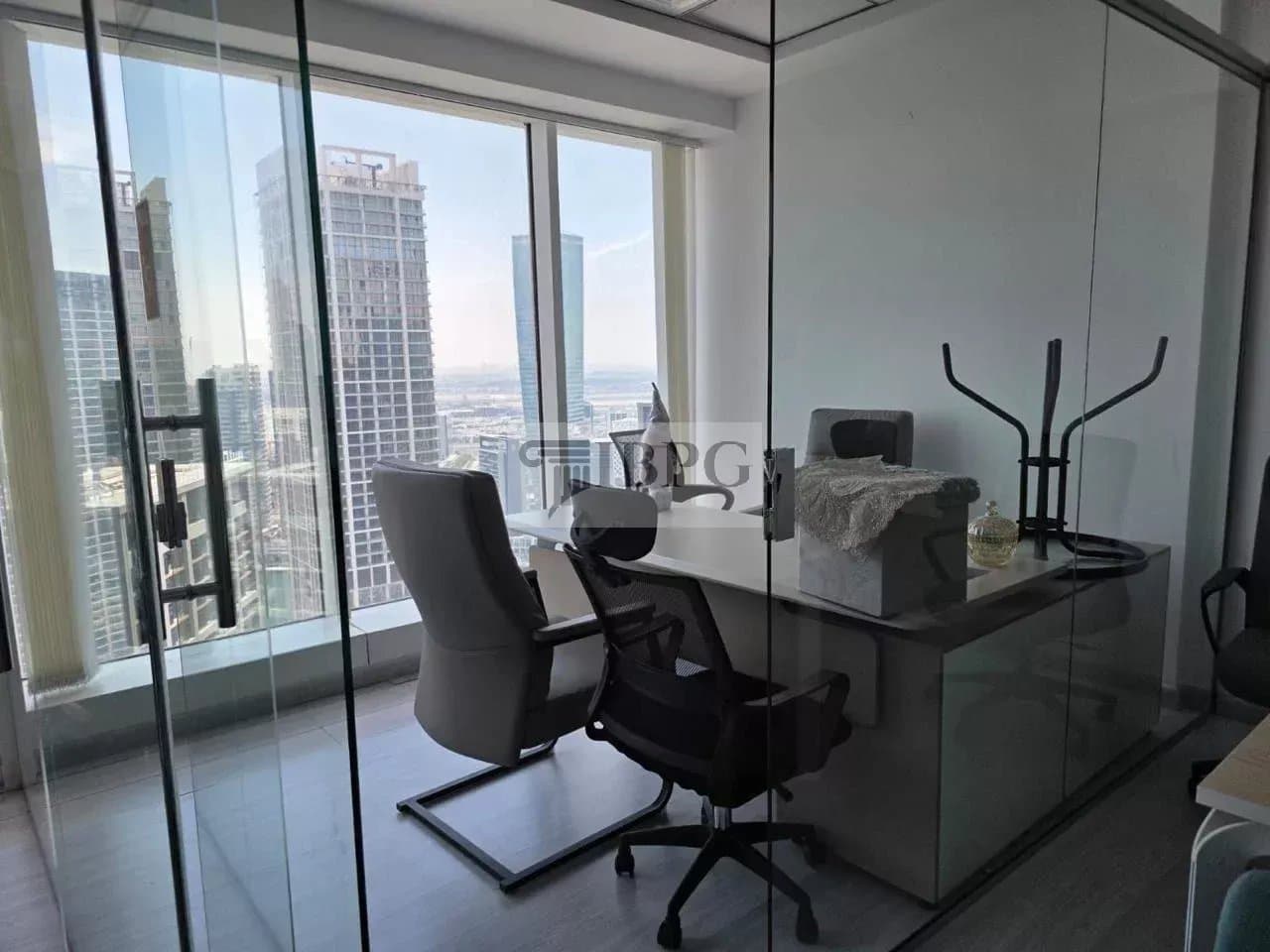 Grade A | Fitted | Near Metro | Upgraded Interior 4